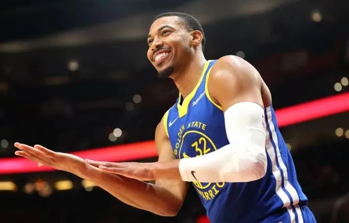 nba勇士队冠军_勇士冠军球员_勇士队冠军篮球是谁