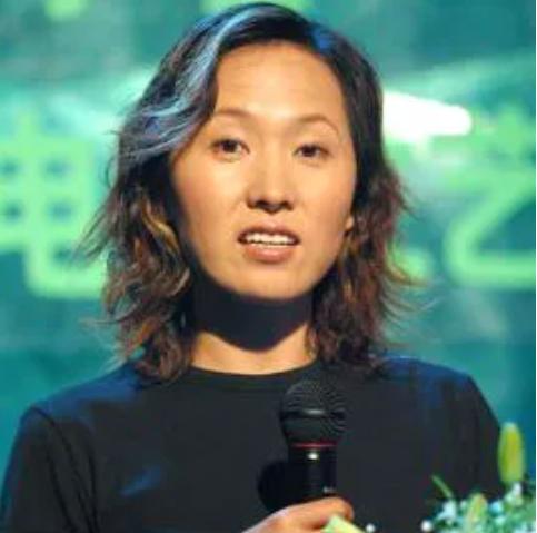 足球队友拿了田径冠军_田径比赛冠军_田径项目冠军