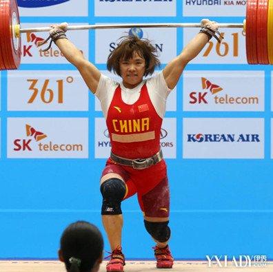 【图】展示女子举重图片大全    介绍两大种国家重要赛事2