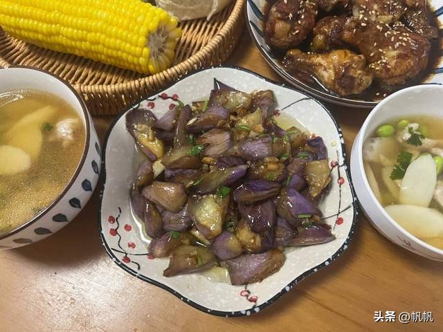 吃日常家庭饭_普通家庭吃饭_家庭日常饭菜做法大全
