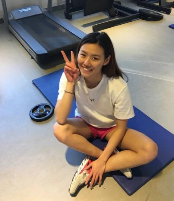 被誉为中国泳坛第一美女，身材颜值爆表，渴望东京奥运再夺金