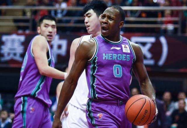 哈德森扣篮_哈德森nba打球视频_哈德森投篮球技巧