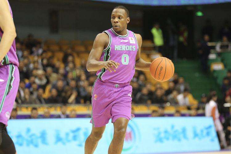 哈德森nba打球视频_哈德森投篮球技巧_哈德森扣篮