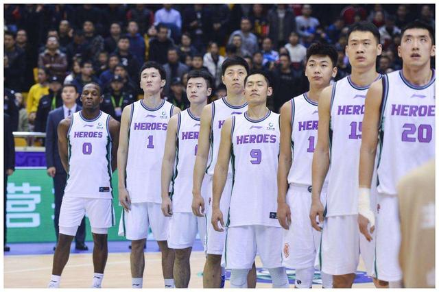 哈德森nba打球视频_篮球队员哈德森_哈德森投篮球技巧