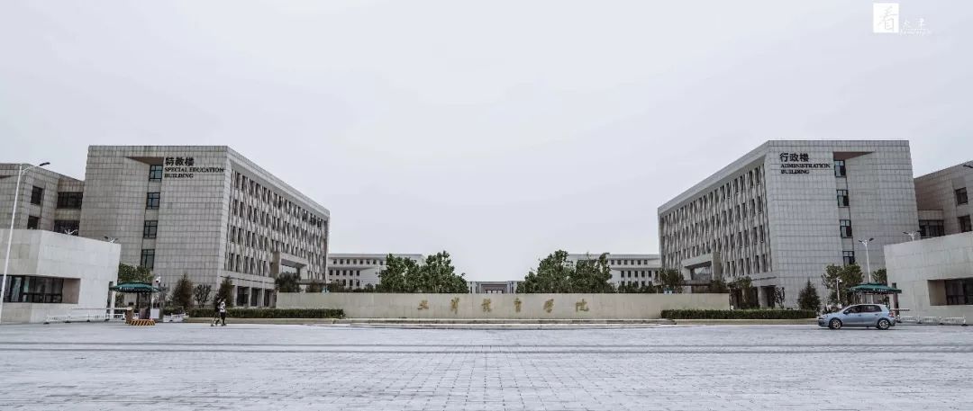 成人游泳教学视频初学者_视频成人游泳女子冠军比赛直播_成人女子游泳比赛冠军视频