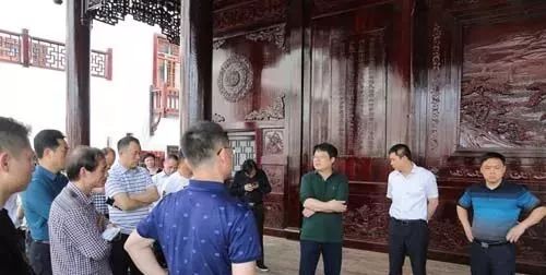 举重伦敦冠军是谁啊_伦敦举重冠军是谁_伦敦举重冠军是哪个国家